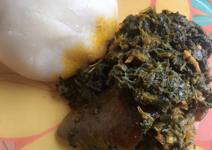 Vegetable soup and fufu swallow