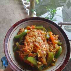 รูปของ Telor ceplok masak kecap