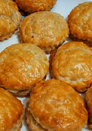 A picture of Chicken patties.
