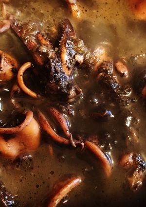 A picture of Adobong Pusit (Squid Adobo).