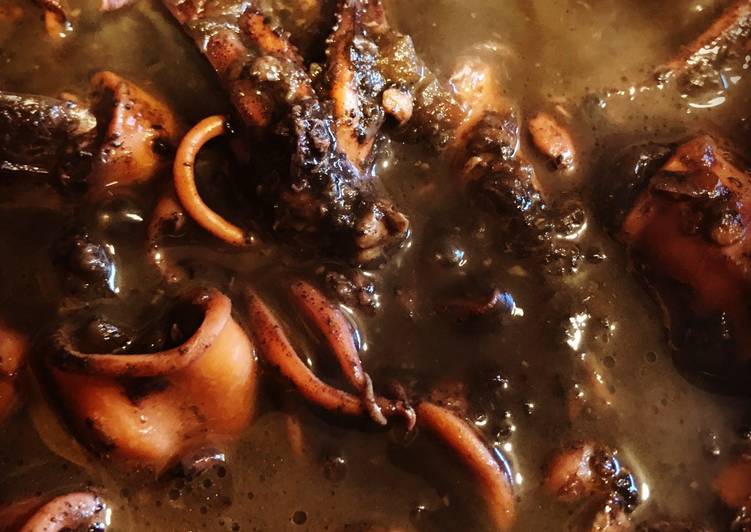 Steps to Make Any-night-of-the-week Adobong Pusit (Squid Adobo)