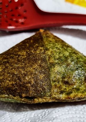 Una foto de Crujientes Fritos 🌮 Con Tortilla De Espinaca...!🌿