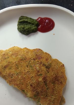 A picture of Besan Chilla.