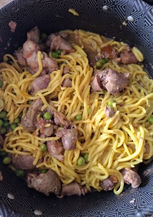 Una foto de Pasta con menudencias de pollo