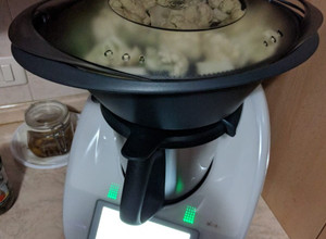 Foto di Filetto persico al pomodoro con cavolfiore a vapore