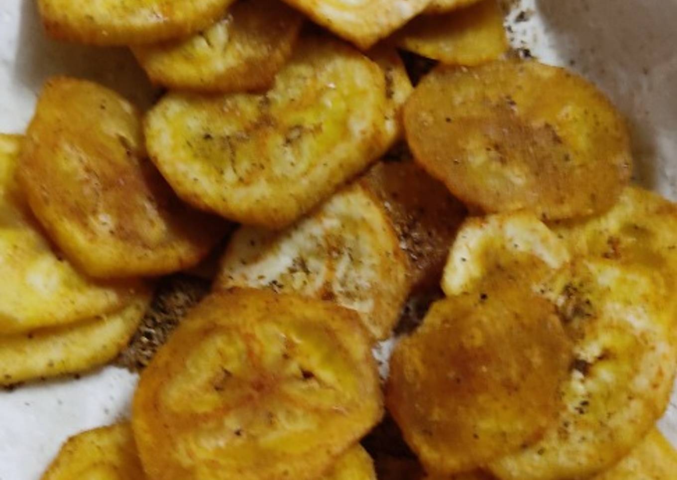 Raw banana chips