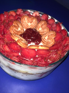 A picture of Strawberry Pudding.