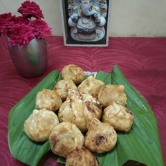 A picture of Fried Modak.
