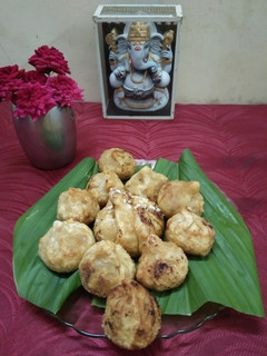 A picture of Fried Modak.