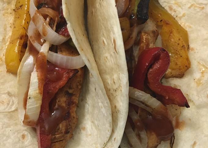 Step-by-Step Guide to Prepare Ultimate Grilled chicken fajitas for Vegetarian Recipe