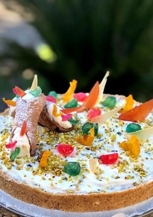 A picture of Cannoli Cake 🇮🇹.