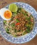 ยำขนมจีน ปลาทูฟู