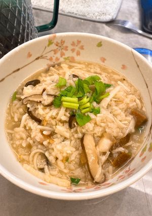 竹筍鹹粥 的食譜成品照片