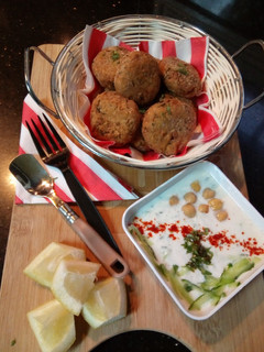 A picture of Falafel#zoomfalafel.