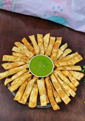 A picture of Aloo Ajwain sticks(savoury sticks).