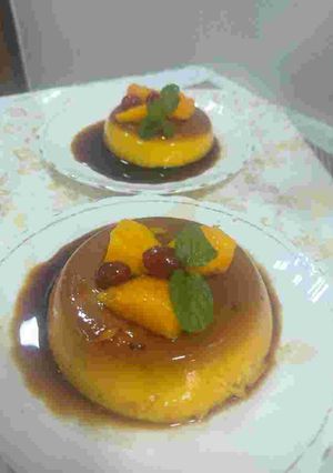 A picture of Custard Mango caramel pudding.