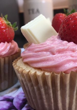 A picture of Strawberry cupcakes.