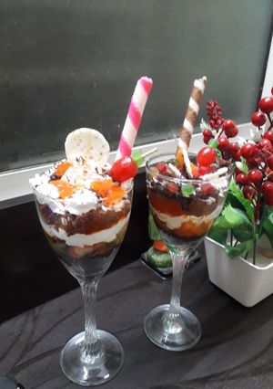 A picture of Orange Custard Oreo dessert.