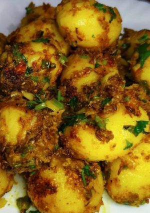 लहसुनिया आलू की सब्जी रेसिपी मुख्य फोटो