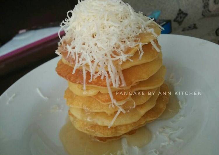Langkah Mudah untuk Menyiapkan Pancake with simple syrup &amp; cheese yang Sempurna