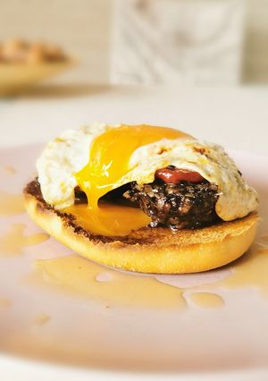 Foto principal de Pincho de morcilla, huevo y piquillos