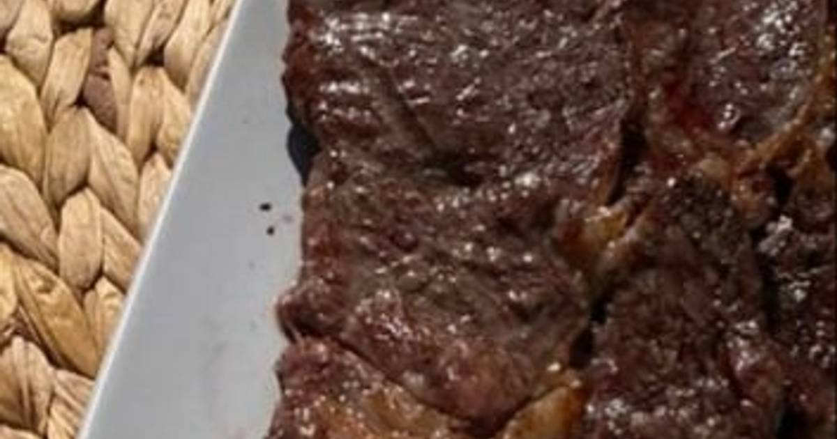 Bife de Fígado com cebolas Caramelizadas Receita por Marco Demiquel -  Cookpad