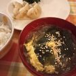 Zuppa di alga wakame e uova alla Coreana