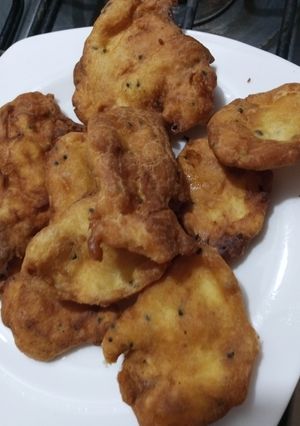 A picture of Kalonji biscuits.