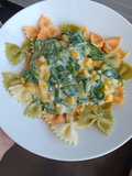364. Salsa de espinacas con maíz a la crema