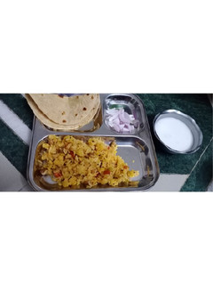 લસણિયા વઘારેલી ખીચડી ( Lasaniya Vaghareli Khichdi રેસીપી મુખ્ય ફોટો