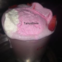 A picture of Strawberry Milkshake.