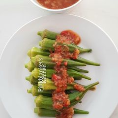 Okra in sweet chilli sauce A picture of Okra in sweet chilli sauce.