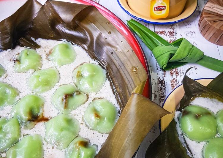 Kuih Badak Berendam