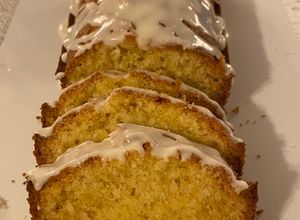 Una foto de El mejor budín de limón 🍋