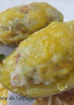 Foto principal de Patatas rellenas de queso roquefort y jamón serrano