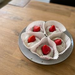 A picture of 🍓 Easy Strawberry Daifuku (mochi) using Microwave.