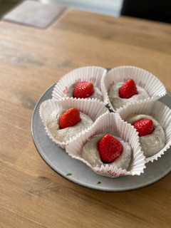 A picture of 🍓 Easy Strawberry Daifuku (mochi) using Microwave.