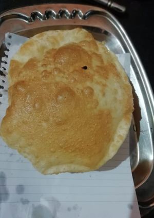 A picture of Bhatura.