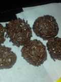 Brigadeiros "negrinhos" tradicionales de Brasil