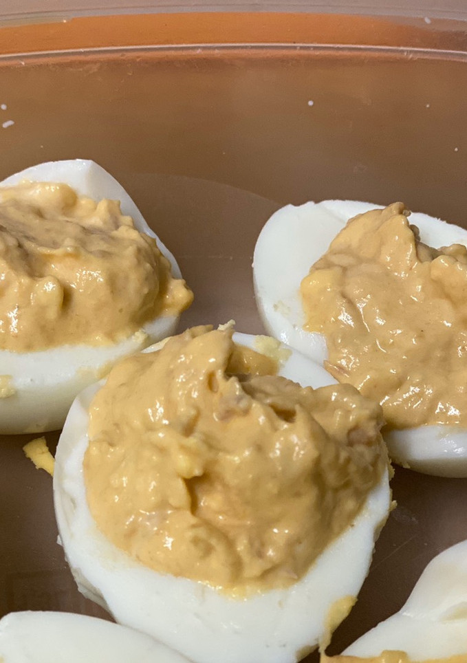 Una foto de Huevos rellenos