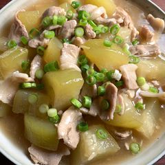 A picture of Simmered Hairy Melon & Pork.