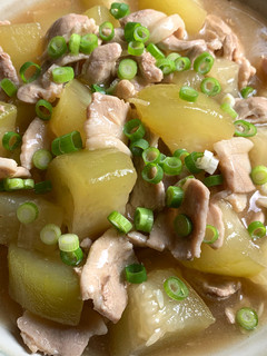 A picture of Simmered Hairy Melon & Pork.