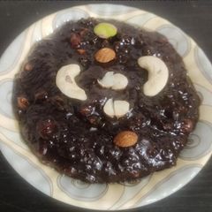 Black rice dates halwa A picture of Black rice dates halwa.