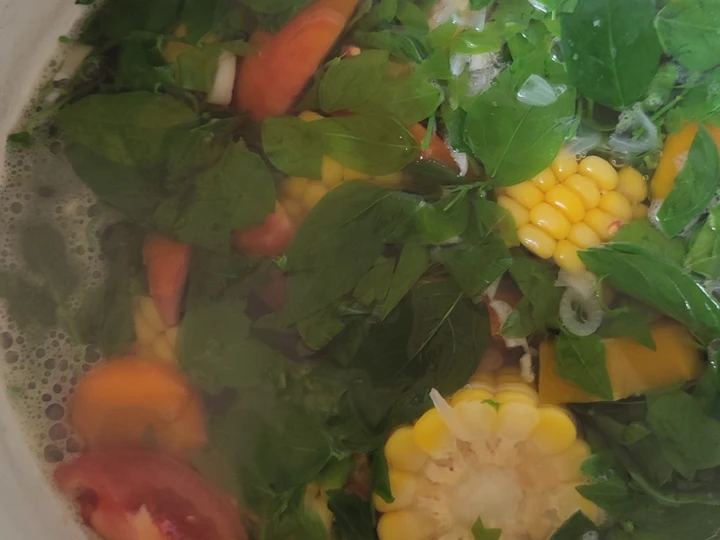 Cara Gampang Membikin Resep  Sayur Bening Katuk yang Bisa Manjain Lidah, Sempurna