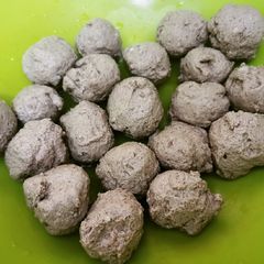 A picture of Juicy & Bouncy Asian/Chinese/Vietnamese Pho Beef Balls.