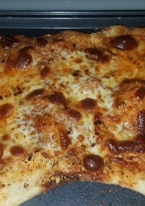 A picture of Classic Pizza.