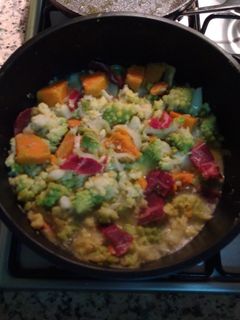 Una foto de Crema de Romanescu y batata sin leche
