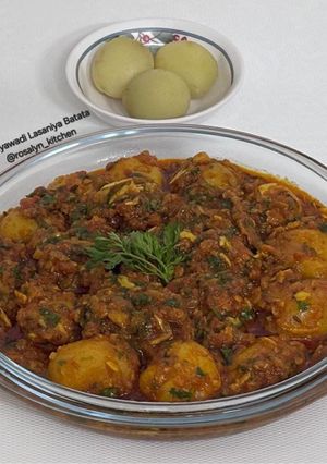 A picture of Spicy, Flavorful & Super Tasty Kathiyawadi Lasaniya Batata.