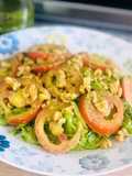 Ensalada verde con nueces y salsa pesto