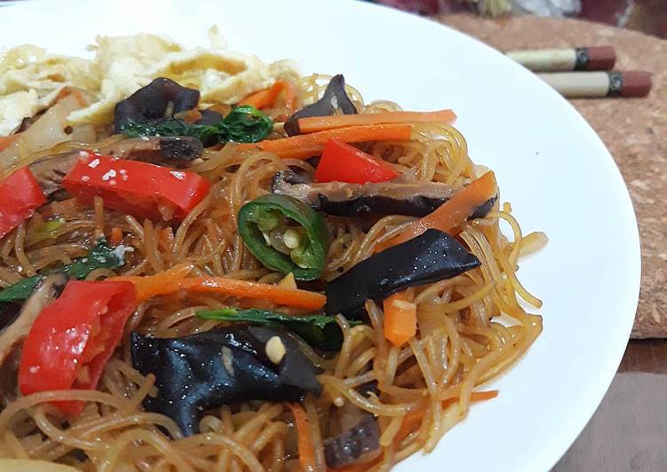 SOUN GORENG Jamur Bakso SOUN GORENG Jamur Bakso